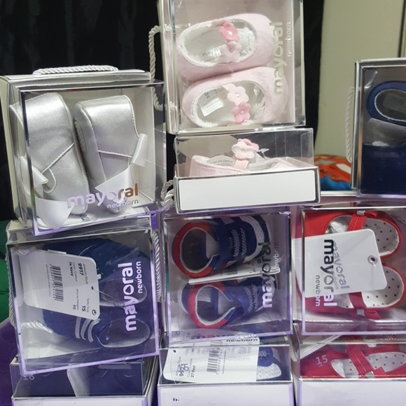 baby shoes. NEW WITH TAGS. - Picture 6 of 7